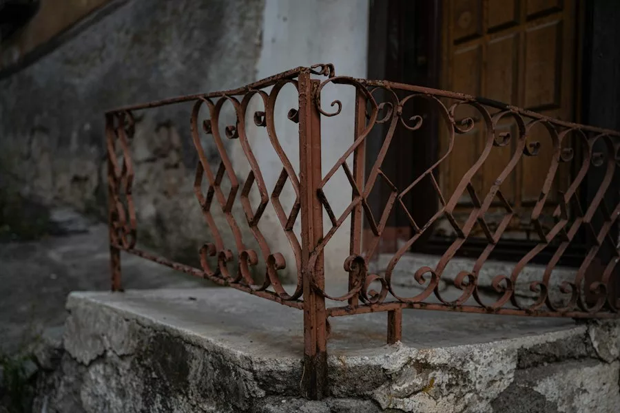 Металлические перила